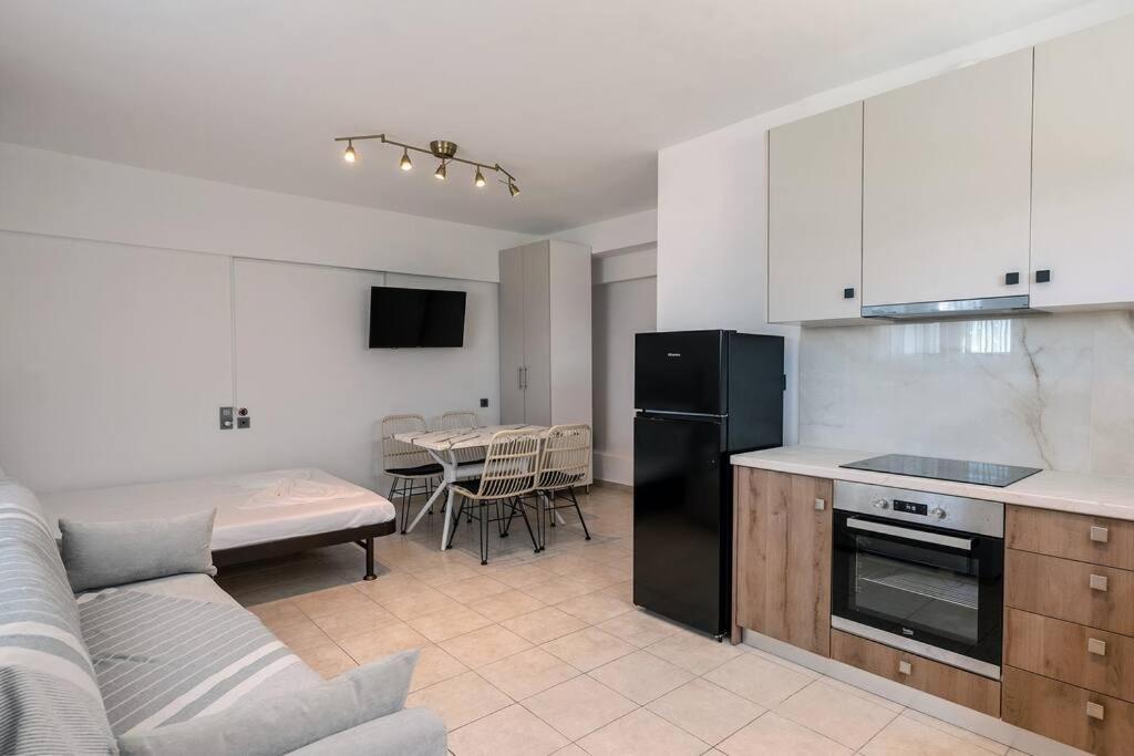 Privilegio Studio 3 Kanali (Epirus)